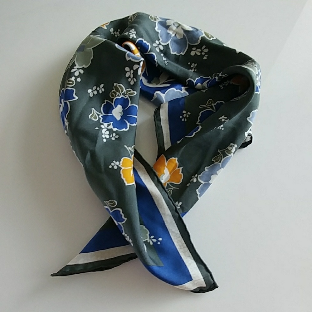 Colorful scarfe